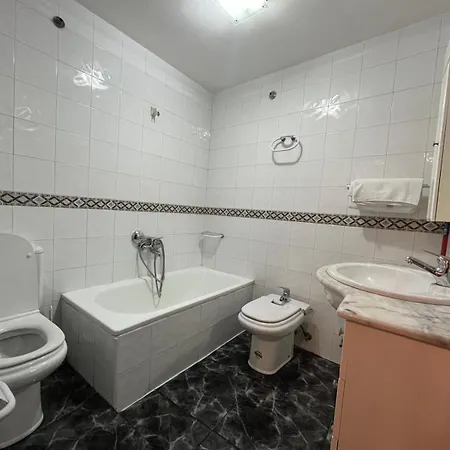 Apartment Living Center Salviva Salamanca